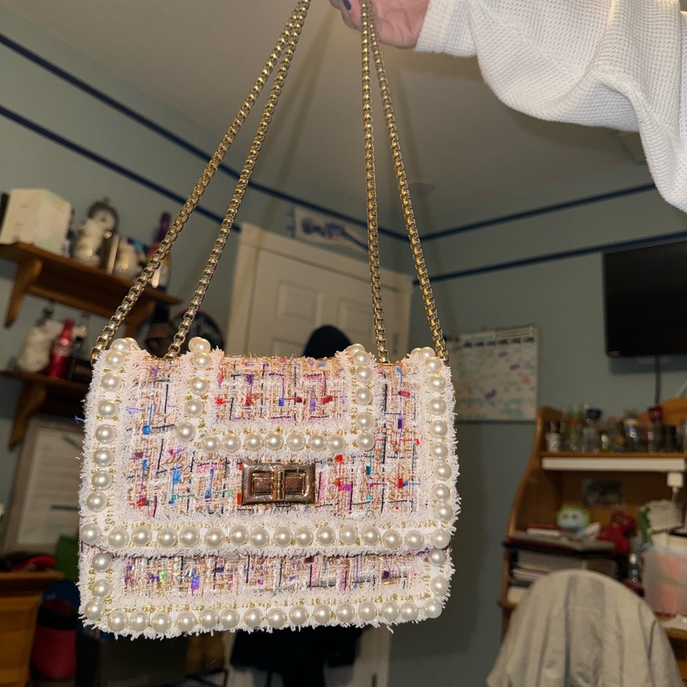 GORGEOUS multicolored beaded and bedazzled clutch, can also be used as crossbody